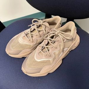 Adidas ozweego sneakers